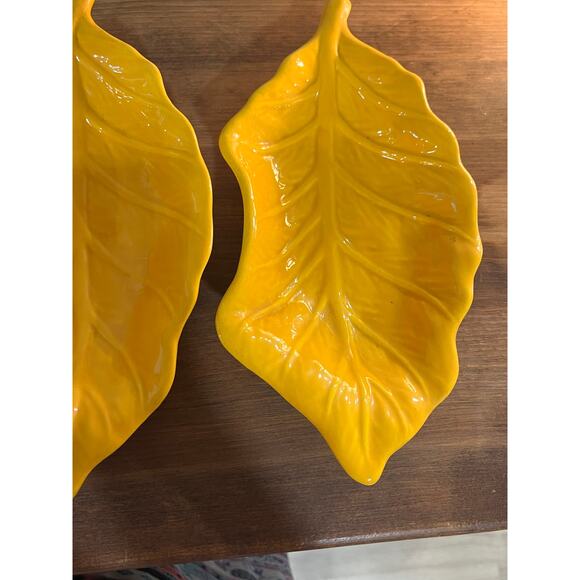 Vintage California Pottery Leaf Dish – CALIF. USA 48 Yellow Ceramic Fall Decor - Picture 10 of 12